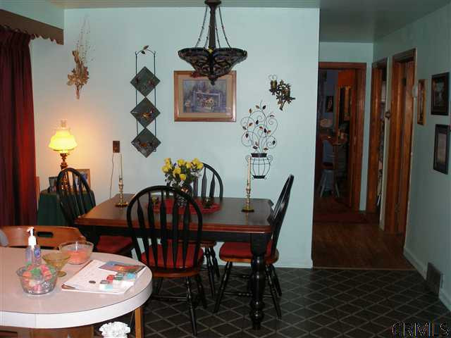 7 Weed Road Colonie, NY 12110 - Photo 5 of 15 Photo 5