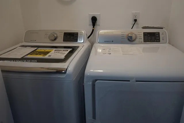 $3,000 | 1450 Northeast 147th Street, Miami, FL 33161