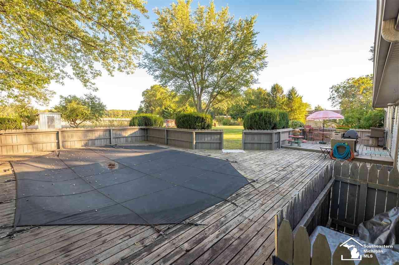 2402 North Raisinville Road Monroe, MI 48162 - Photo 23 of 36