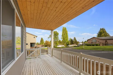 $874,999 | 11451 80th Place South, Seattle, WA 98178