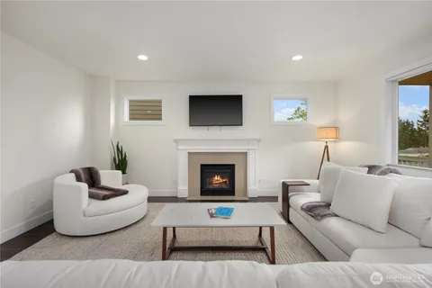 $874,999 | 11451 80th Place South, Seattle, WA 98178