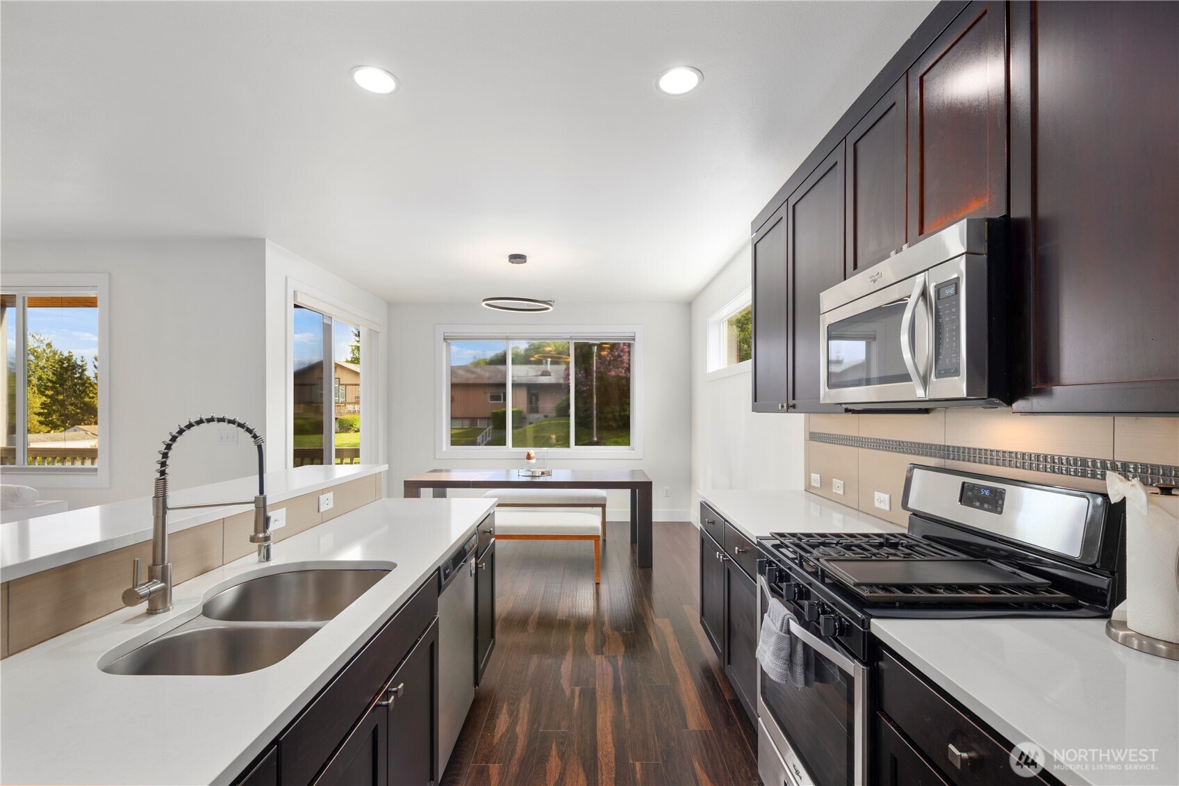 11451 80th Place South Seattle, WA 98178 - Photo 9 of 33