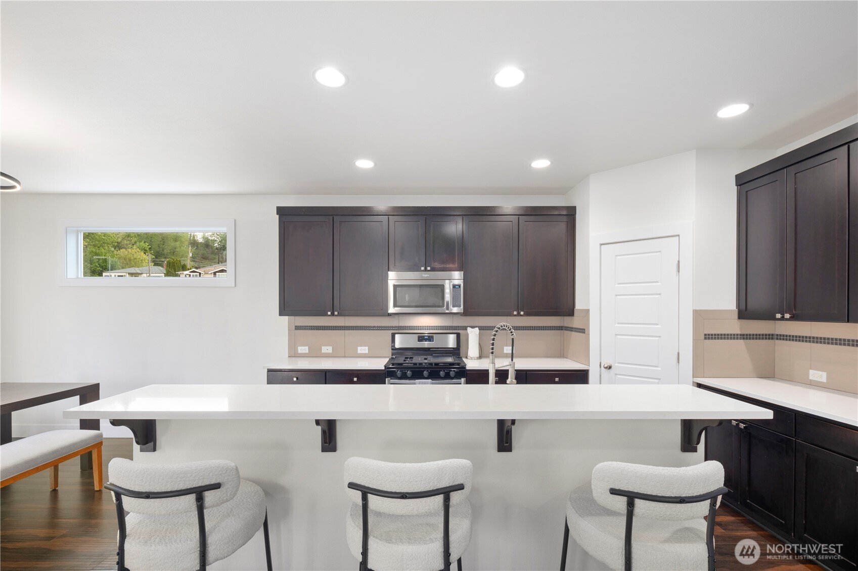 11451 80th Place South Seattle, WA 98178 - Photo 10 of 33