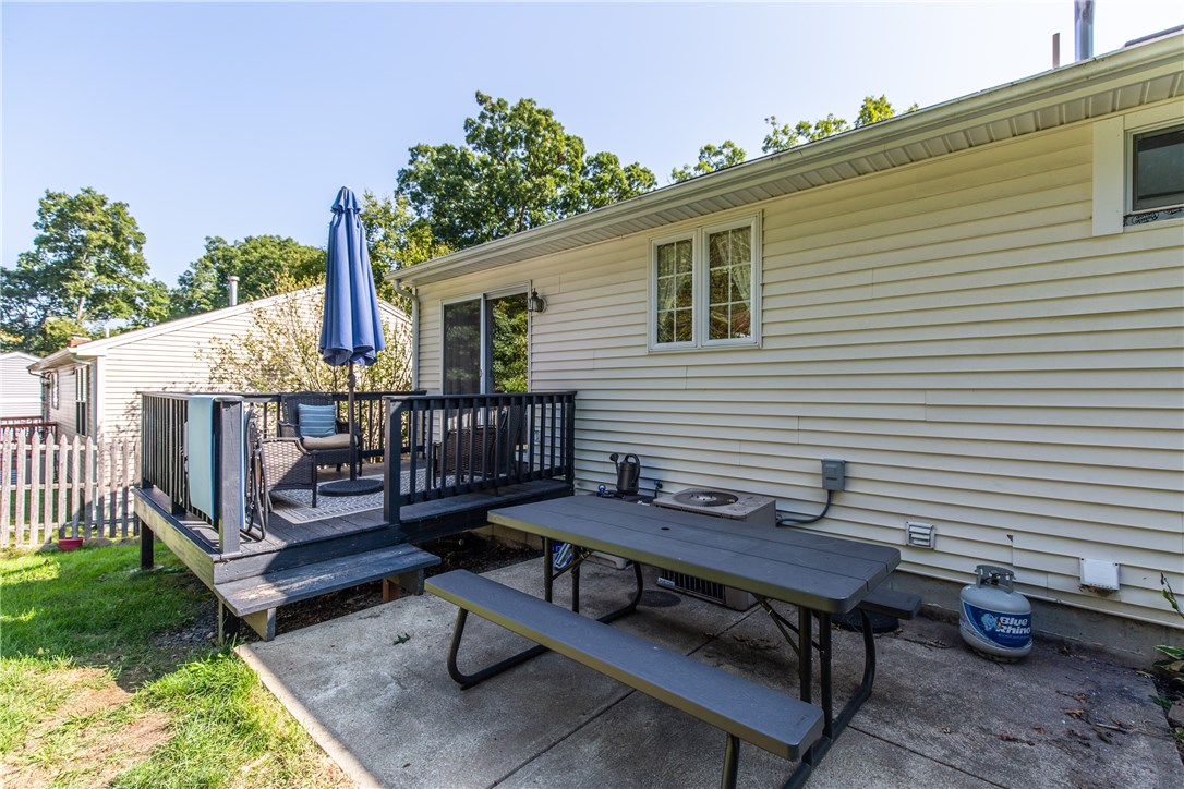 102 Hines Road Cumberland, RI 02864 - Photo 44 of 50