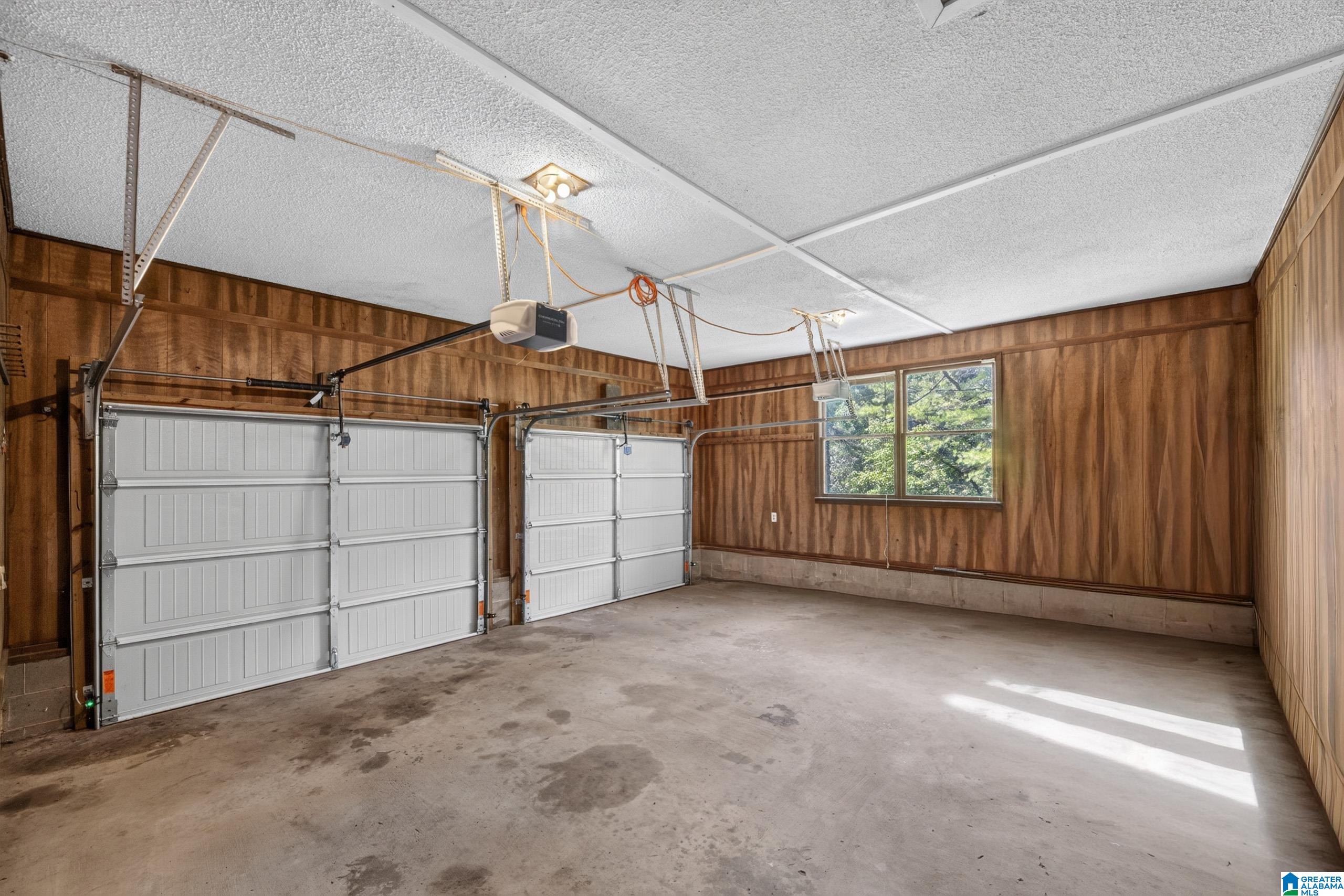813 Sunshine Avenue Oneonta, AL 35121 - Photo 37 of 54