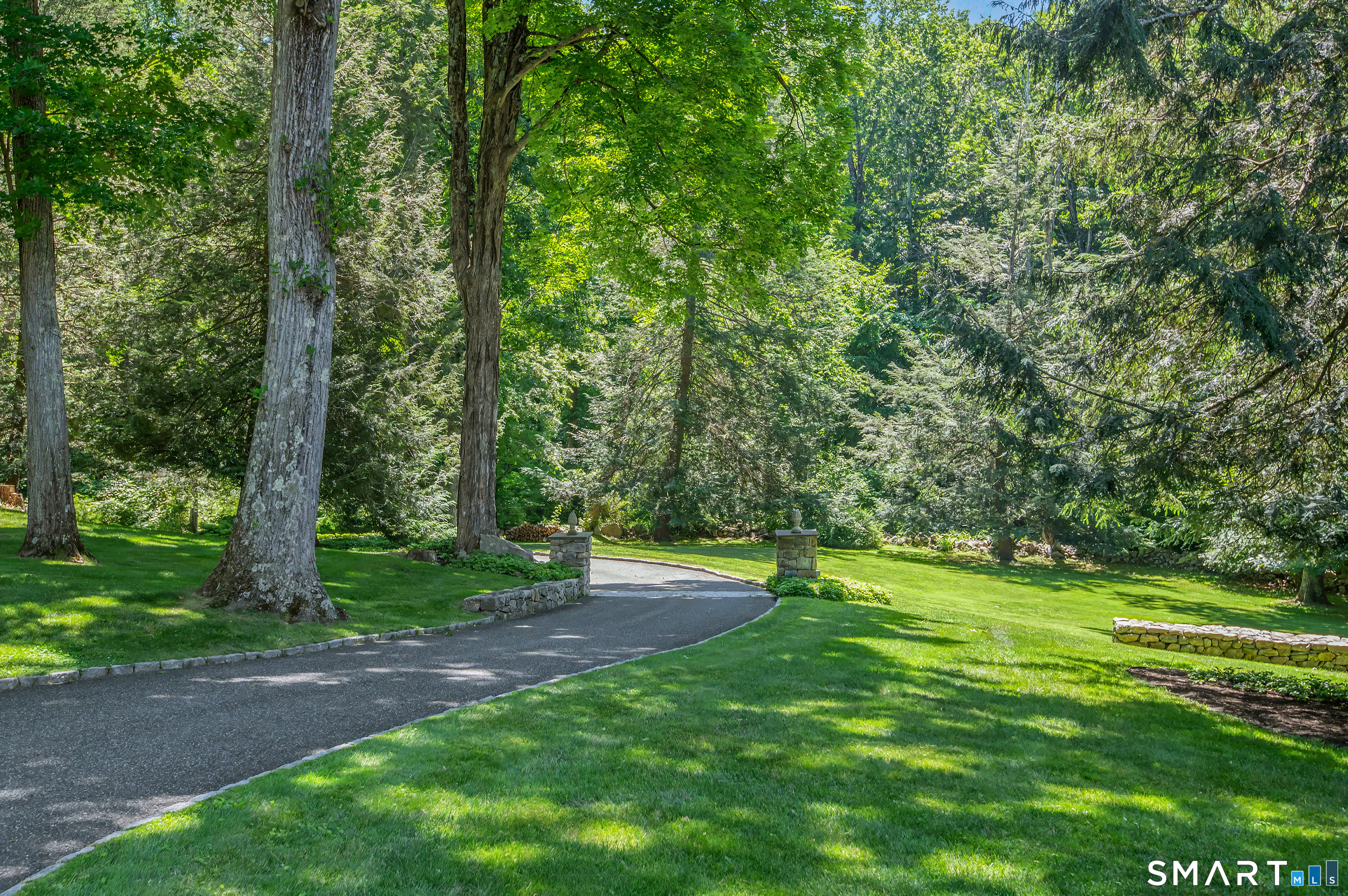 15 Hull Place Ridgefield, CT 06877 - Photo 34 of 38 Gallery Image 34