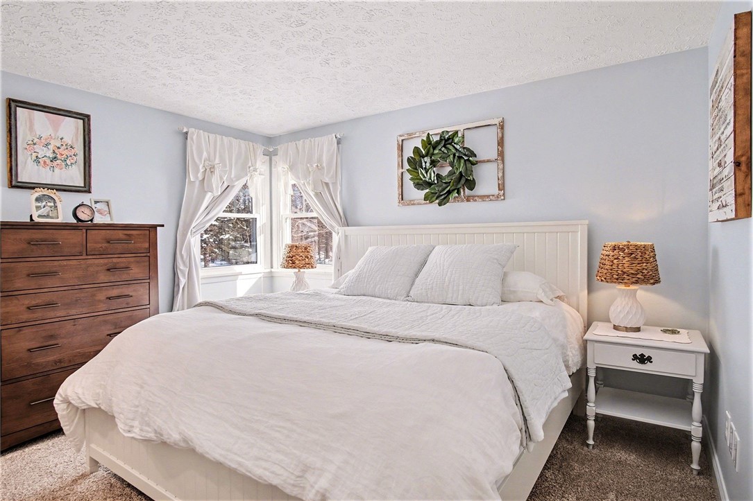 198 Kirk Road Greece, NY 14612 - Photo 13 of 35