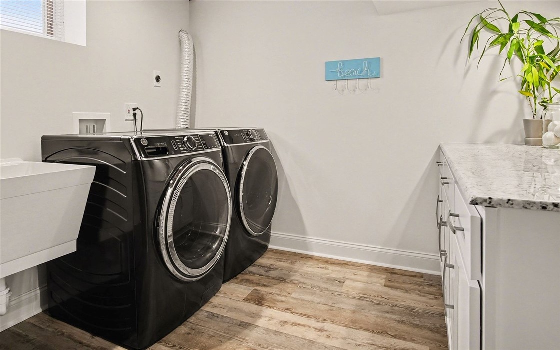 198 Kirk Road Greece, NY 14612 - Photo 18 of 35