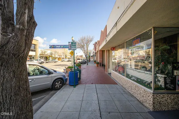 $865,000 | 924 East Main Street, Santa Paula, CA 93060