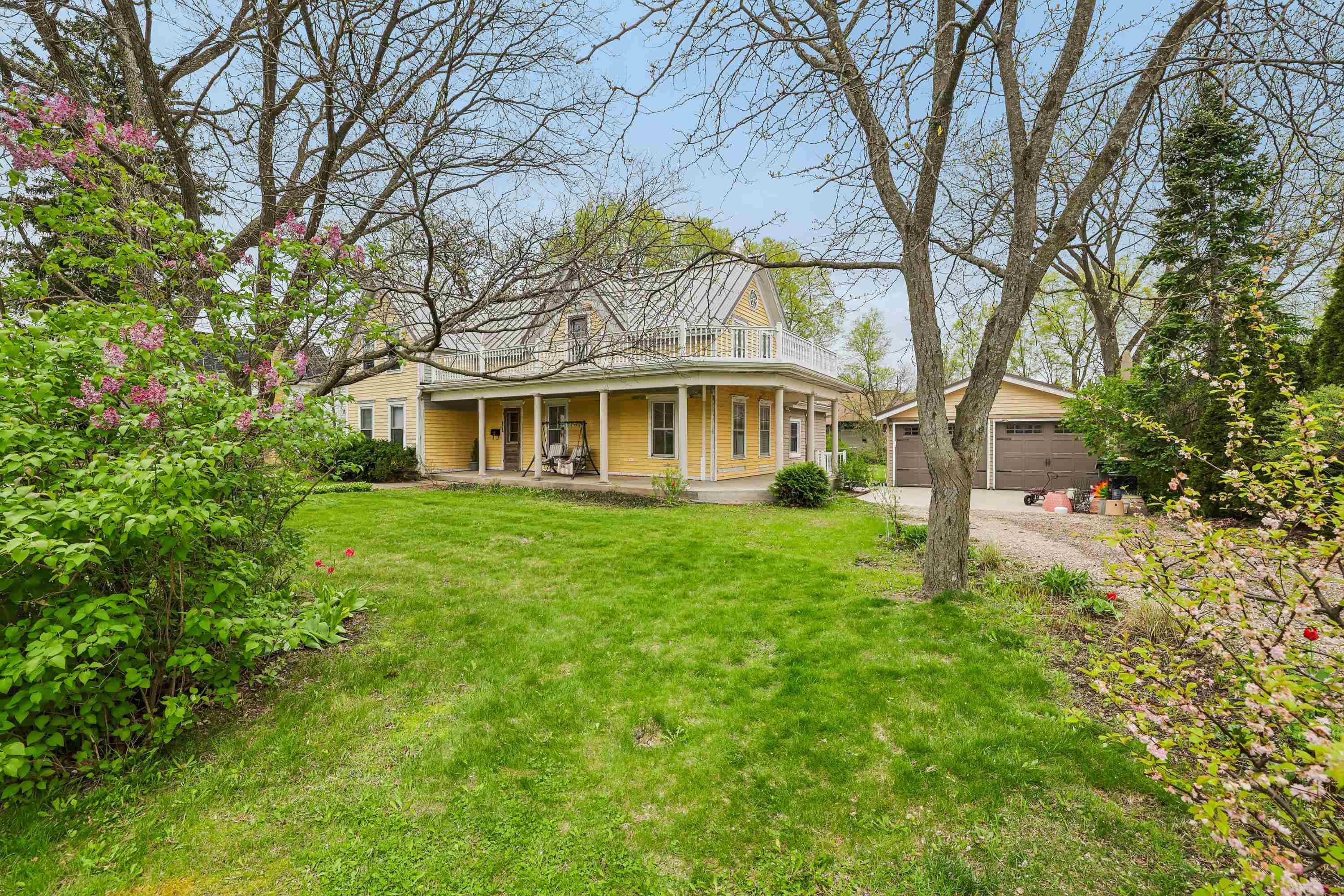 875 Water Street Prairie du Sac, WI 53578 - Photo 3 of 26