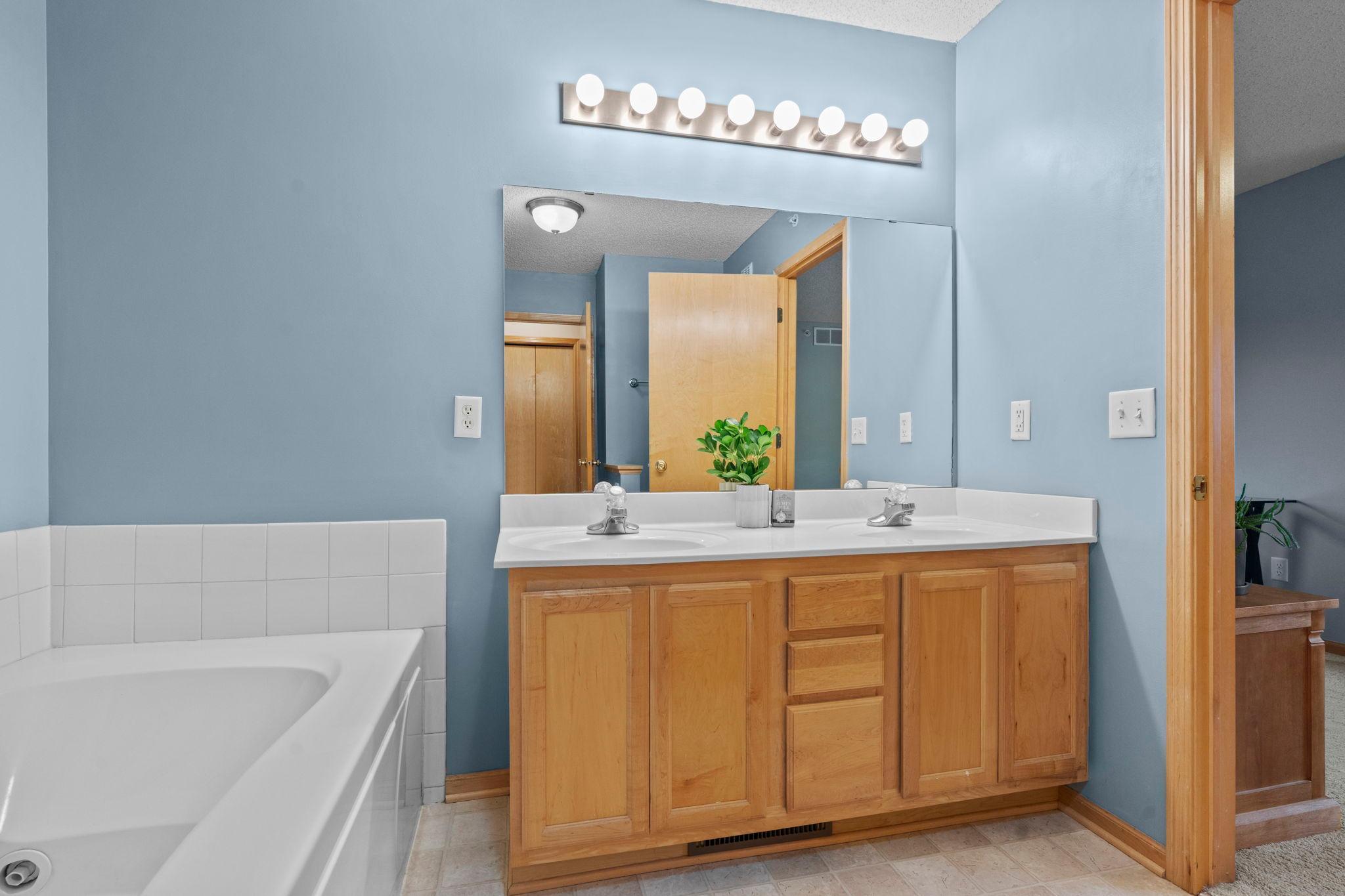 17620 69th Place North Maple Grove, MN 55311 - Photo 23 of 43