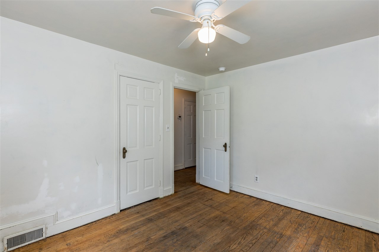 614 Elm Street Raleigh, NC 27604 - Photo 22 of 30 Photo 22