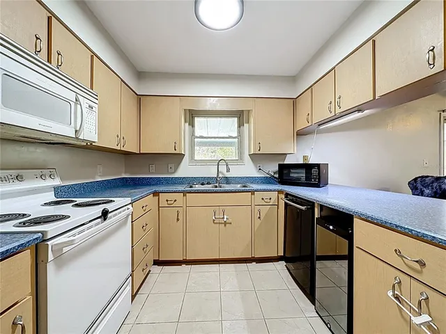 $350,000 | 2626 Northwest 68th Avenue, Gainesville, FL 32653