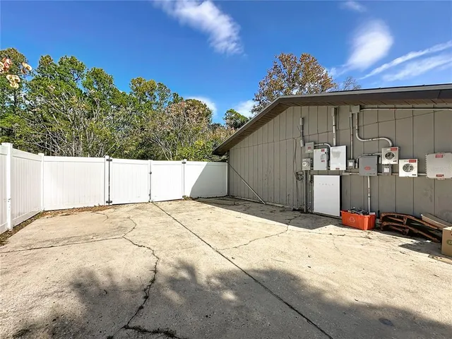 $350,000 | 2626 Northwest 68th Avenue, Gainesville, FL 32653