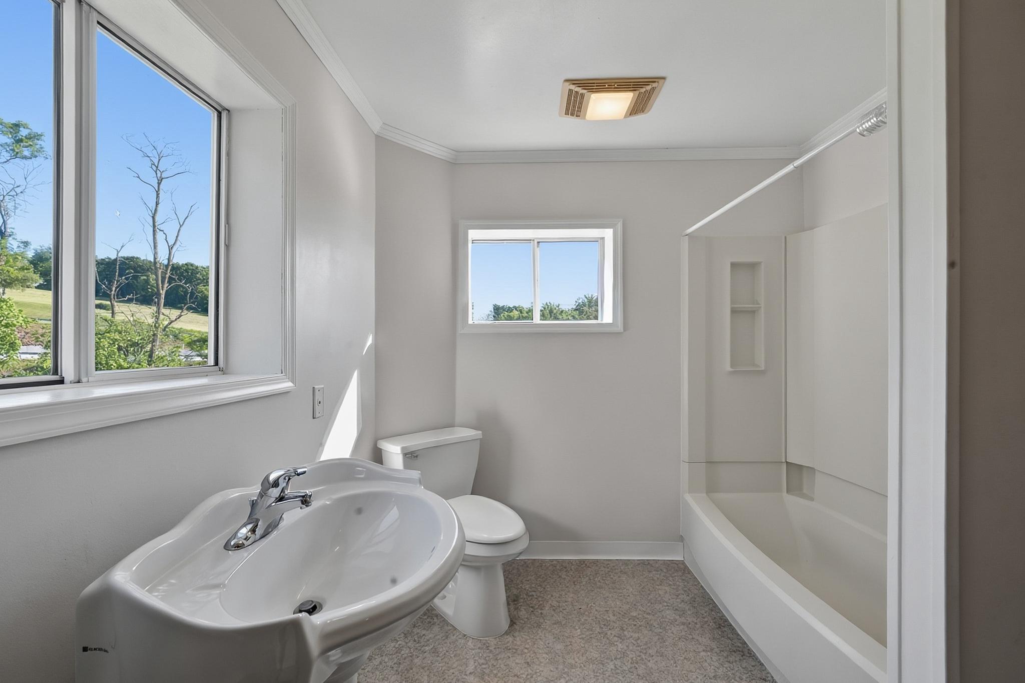 1306 Long Ln Road Lenhartsville, PA 19534 - Photo 34 of 76 2nd floor bath