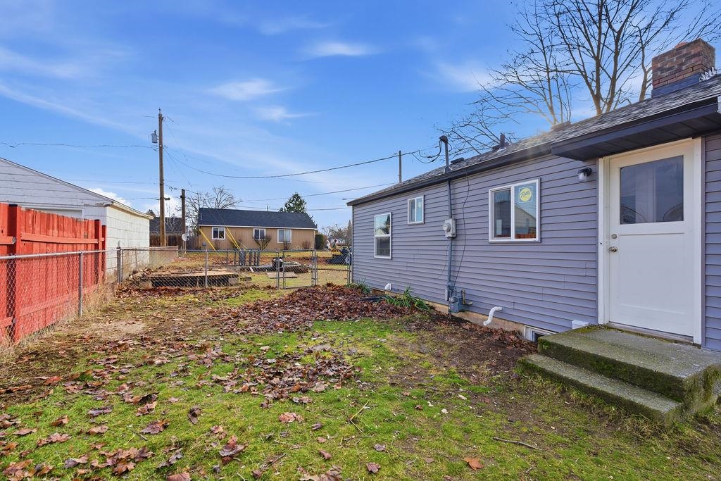 2426 West Rowan Avenue Spokane, WA 99205 - Photo 29 of 31
