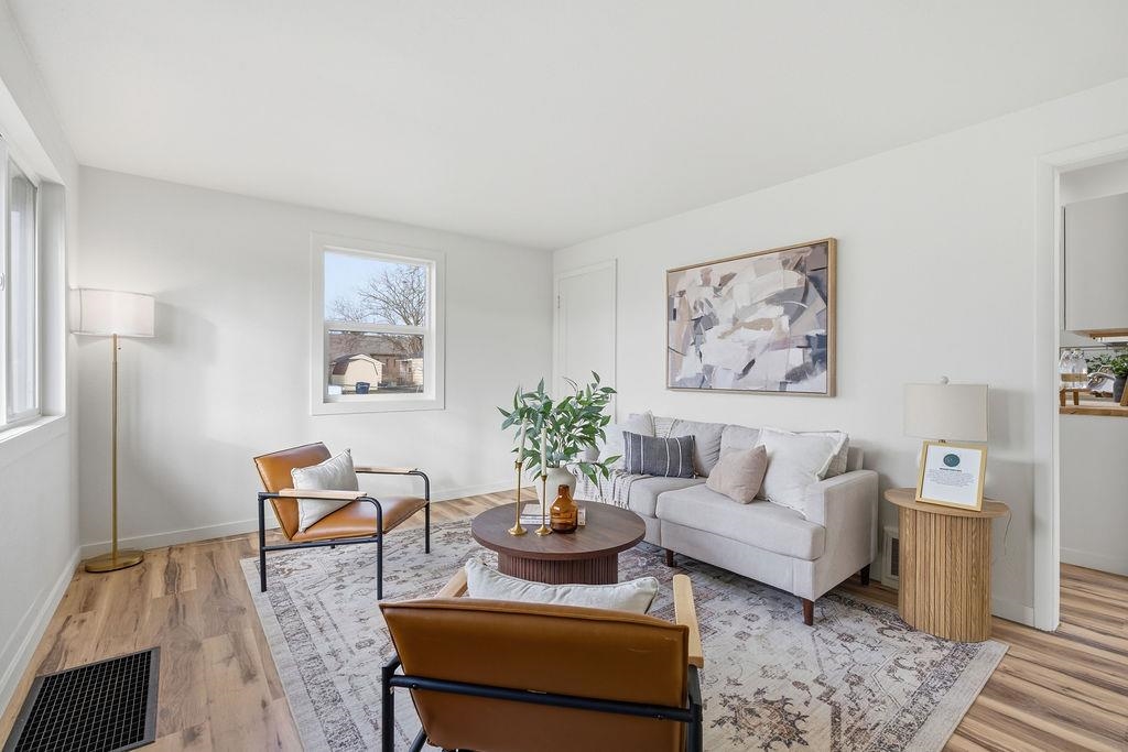 2426 West Rowan Avenue Spokane, WA 99205 - Photo 5 of 31