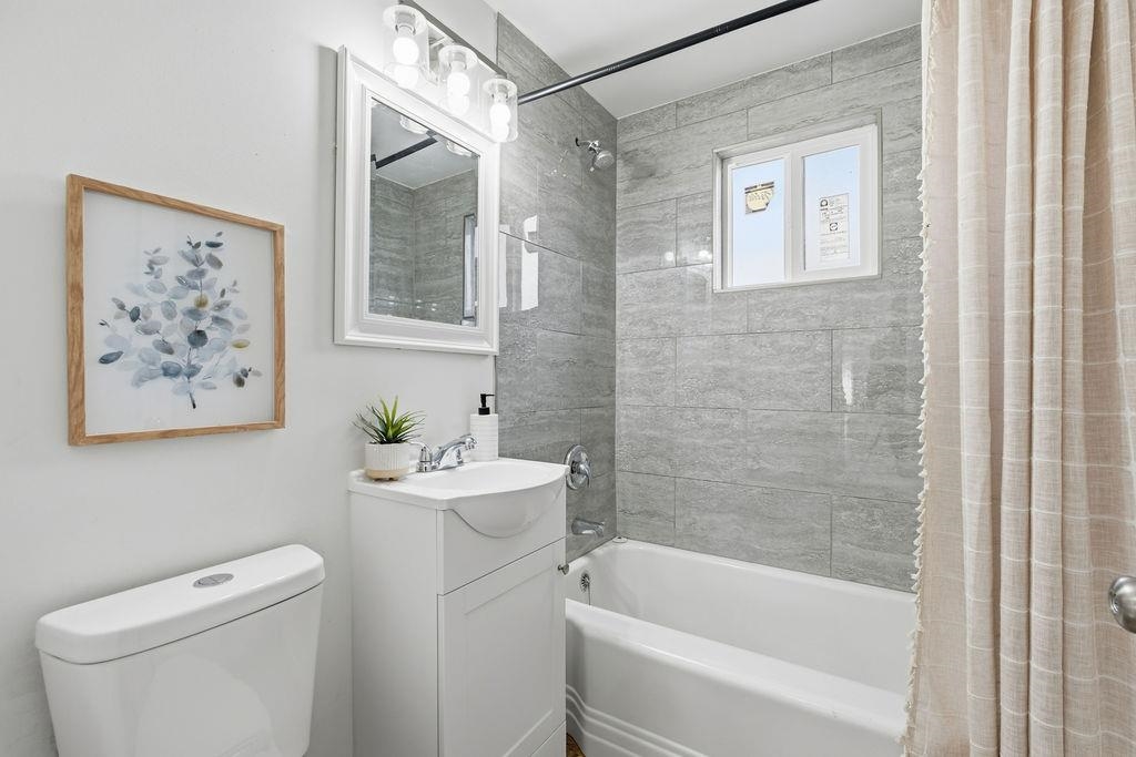 2426 West Rowan Avenue Spokane, WA 99205 - Photo 8 of 31