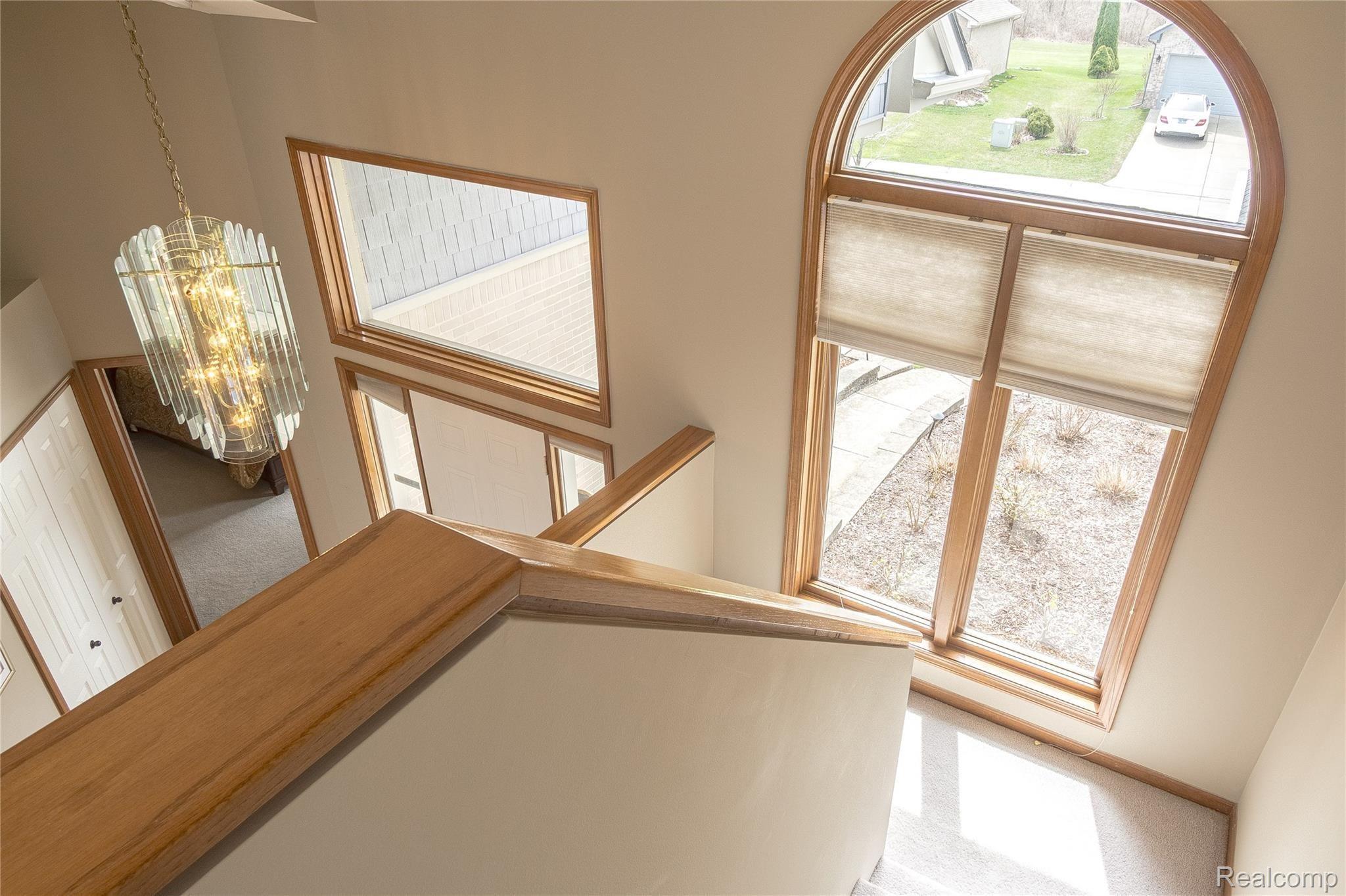 1384 Bembridge Drive Rochester, MI 48307 - Photo 34 of 61 Interiors (32 of 50).jpg