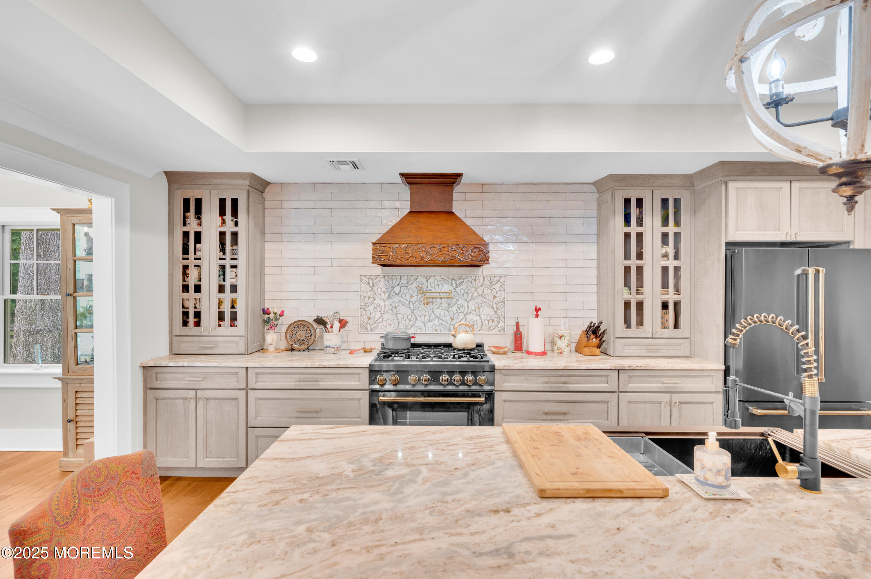377 Buckalew Kitchen 6