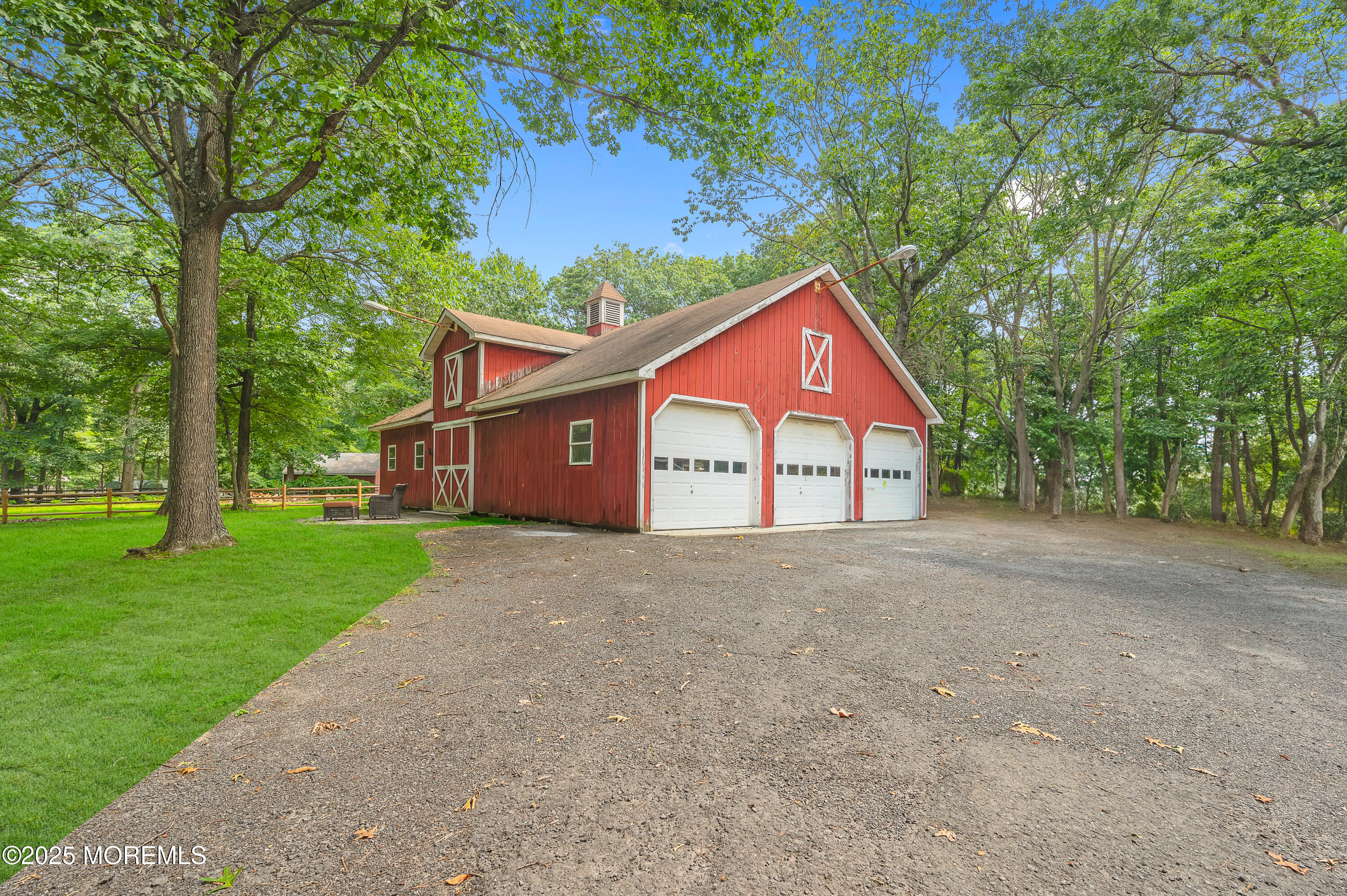 377 Buckalew Road Freehold, NJ 07728 - Photo 14 of 65 377 Buckalew Barn 6