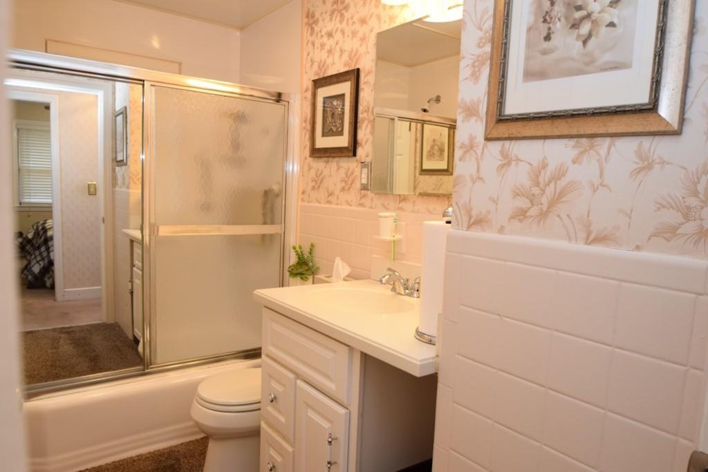 37 Bartlett Road Randolph, MA 02368 - Photo 10 of 20 Gallery Image 10