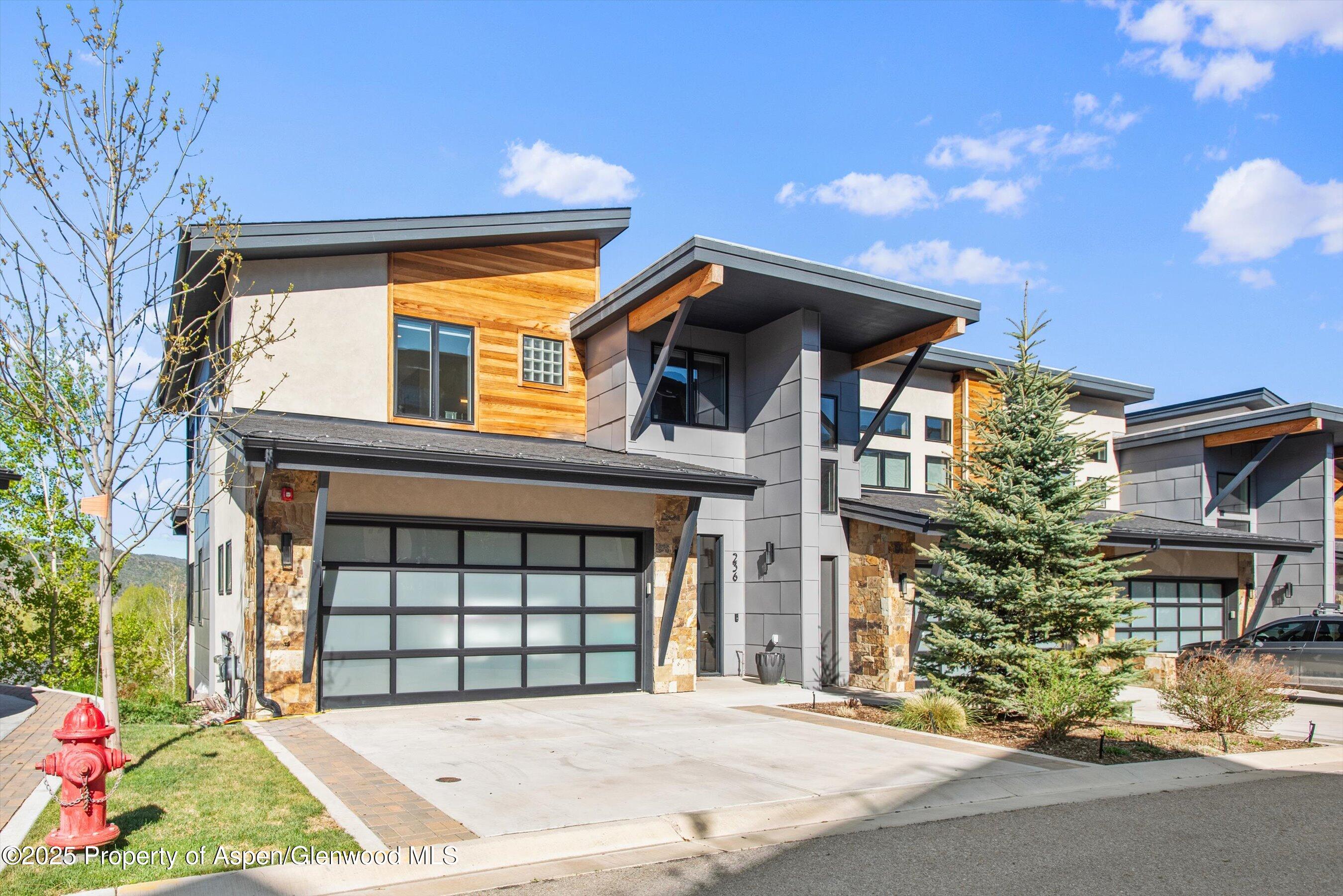 236 Overlook Ridge Carbondale, CO 81623 - Photo 4 of 41 03-236OverlookRidge_250503003