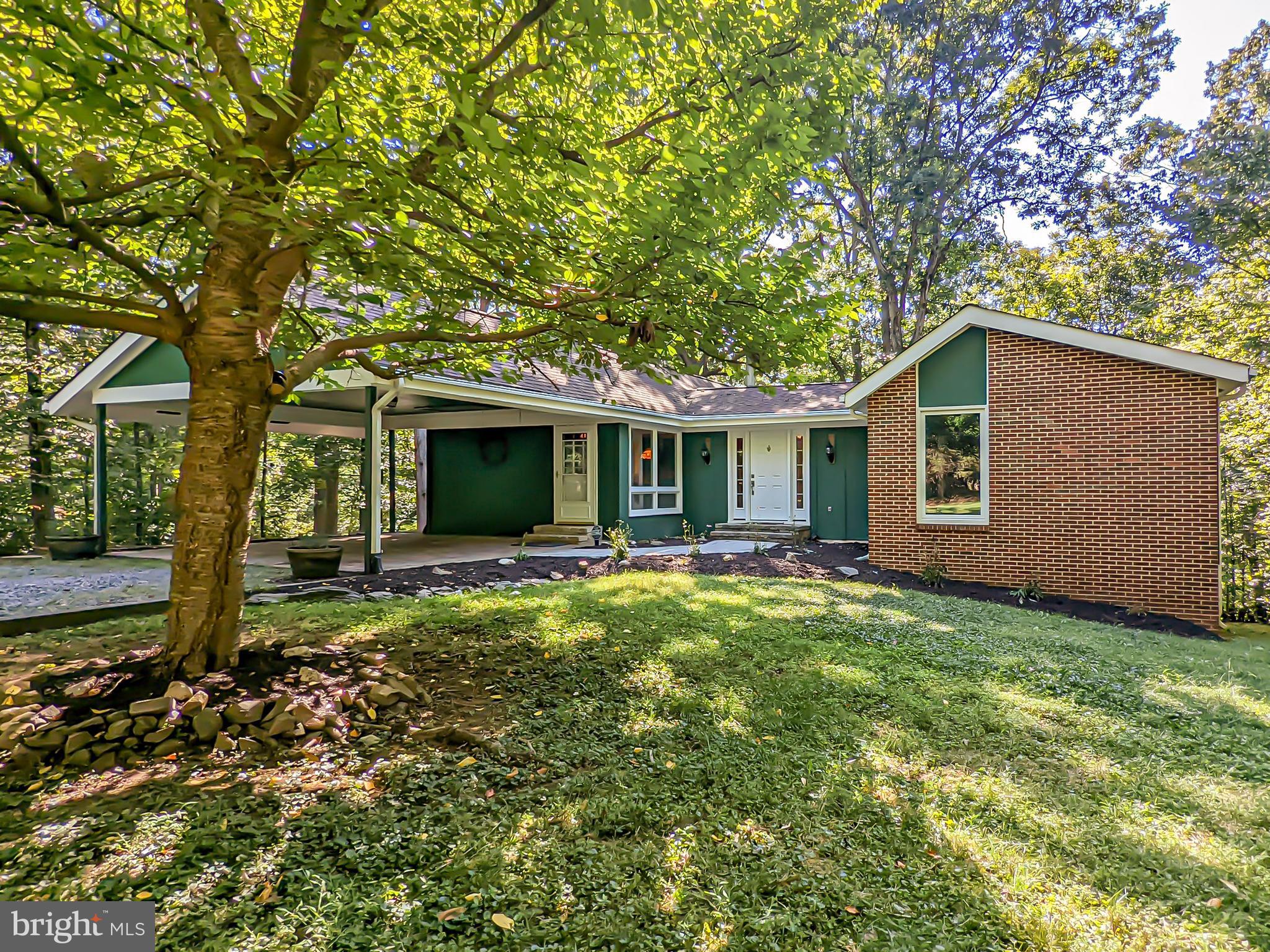 16495 Robledo Road Gainesville, VA 20155 - Photo 1 of 61 Gallery Image 1