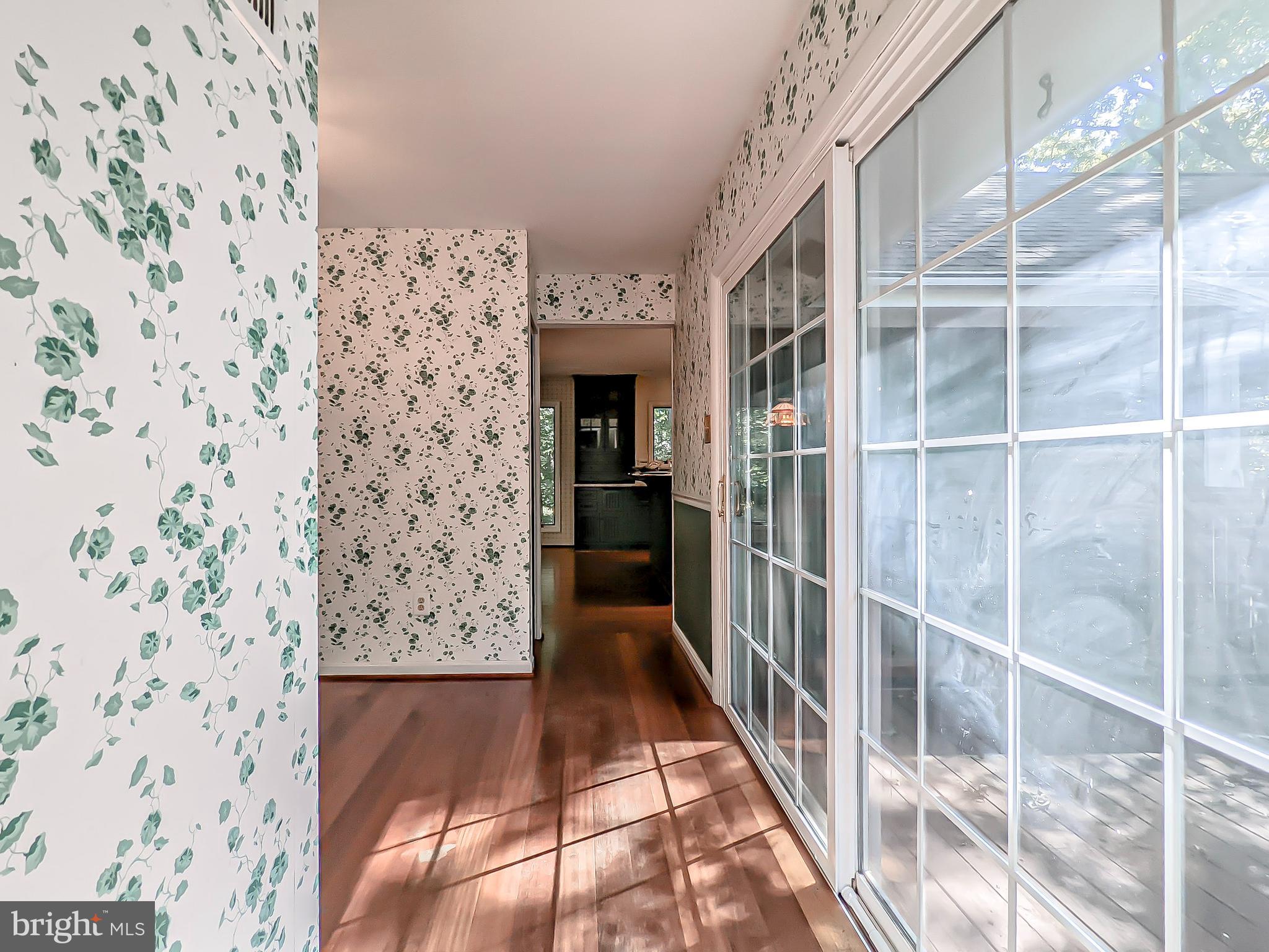 16495 Robledo Road Gainesville, VA 20155 - Photo 10 of 61 Gallery Image 10