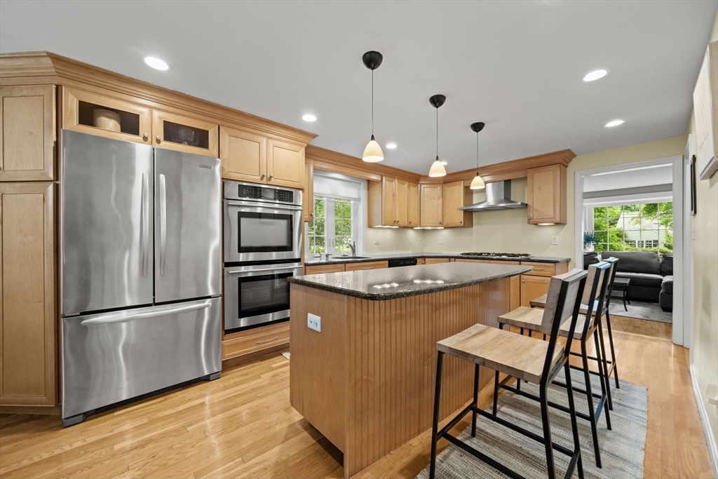 7 Trickett Road Lynnfield, MA 01940 - Photo 35 of 37