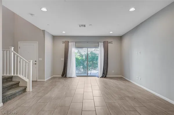 $2,250 | 1049 Via Lombardi, Henderson, NV 89011