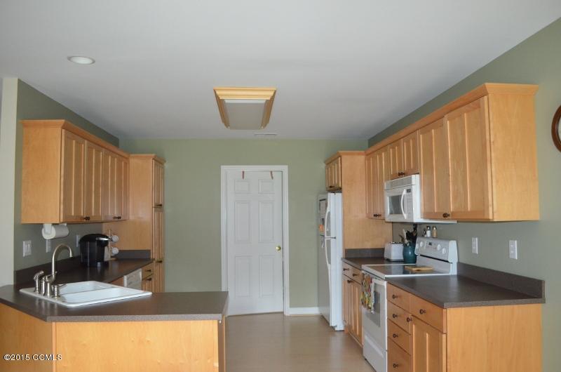 611 Stately Pines Road New Bern, NC 28560 - Photo 8 of 21 Kitchen - Full View