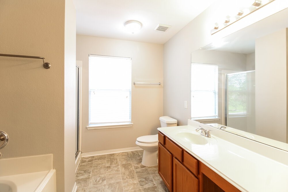 11823 Princess Garden Way Houston, TX 77047 - Photo 11 of 18