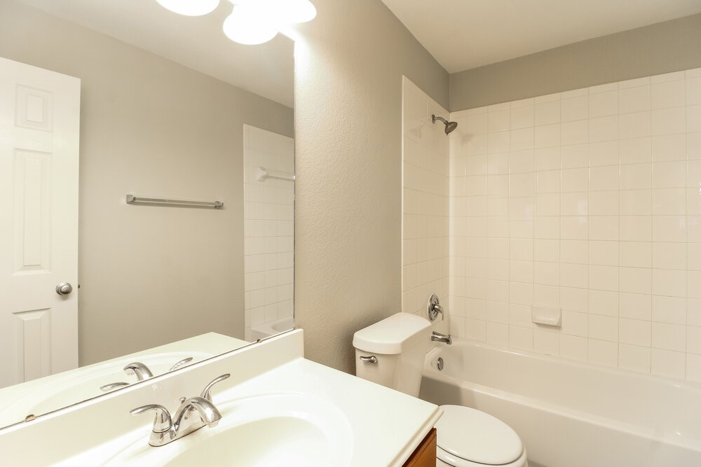 11823 Princess Garden Way Houston, TX 77047 - Photo 14 of 18