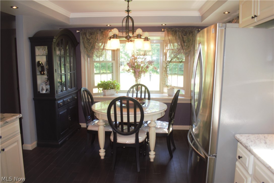 27137 Cook Road Olmsted Falls, OH 44138 - Photo 4 of 27 Gallery Image 4