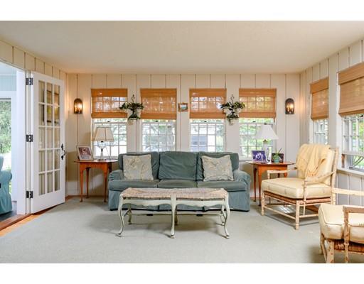 24 Hood Road Scituate, MA 02066 - Photo 6 of 39 Gallery Image 6