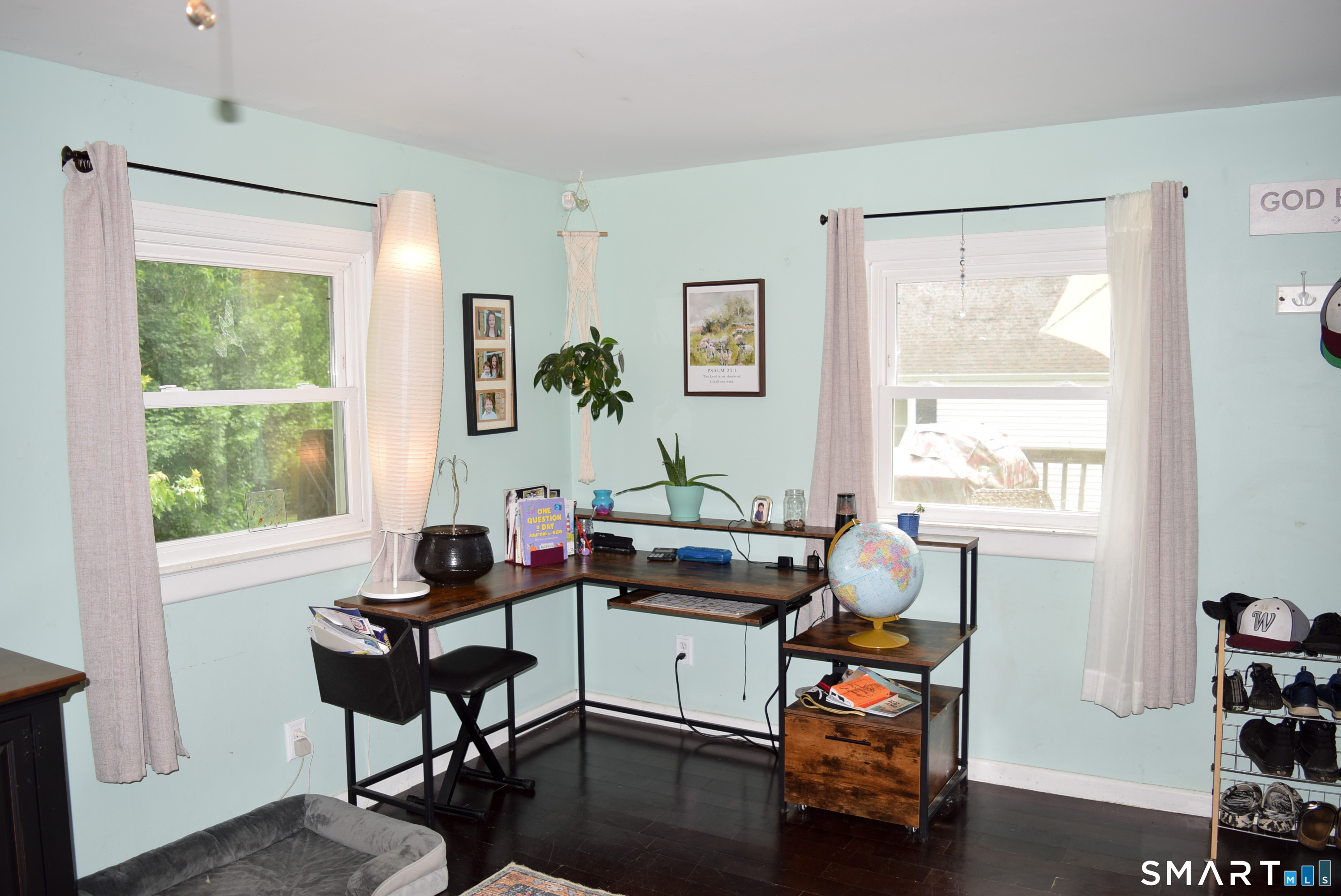 76 Sinclair Street Windsor, CT 06095 - Photo 10 of 32