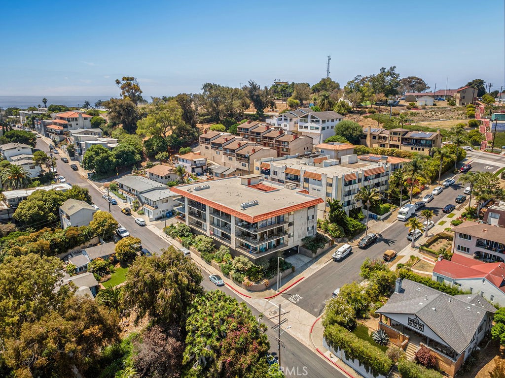 711 West 33rd Street, Unit 6 San Pedro, CA 90731 - Photo 2 of 40