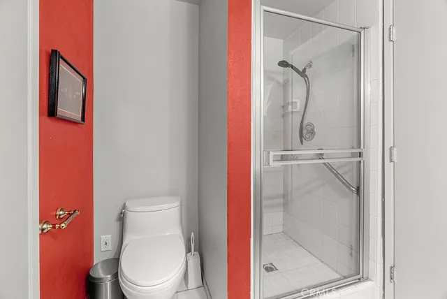 $825,000 | 711 West 33rd Street, Unit 6, San Pedro, CA 90731