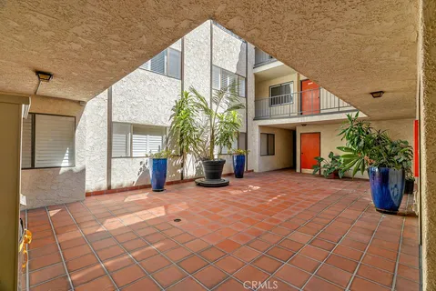 $750,000 | 711 West 33rd Street, Unit 6, San Pedro, CA 90731