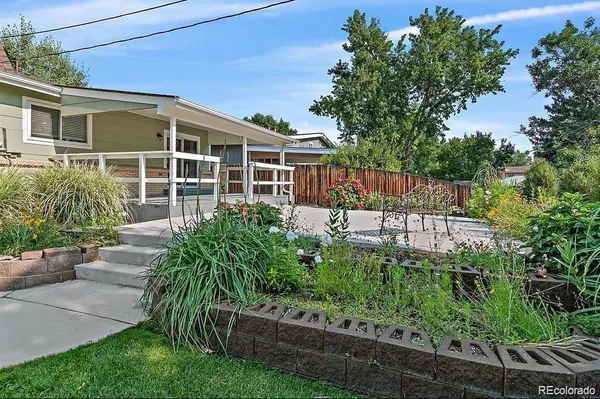 $765,000 | 9525 West Kentucky Drive, Lakewood, CO 80226