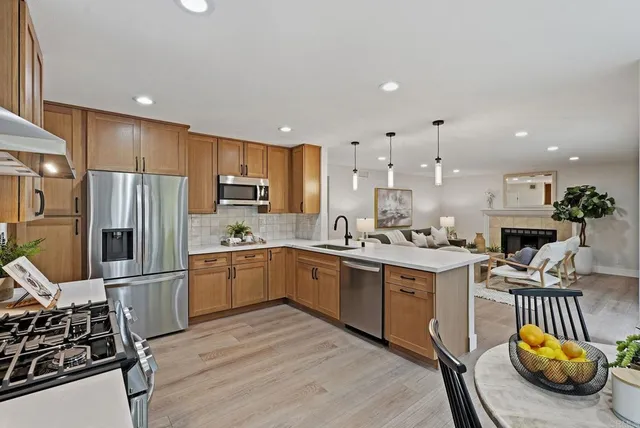 $2,049,999 | 3442 Celinda Drive, Carlsbad, CA 92008