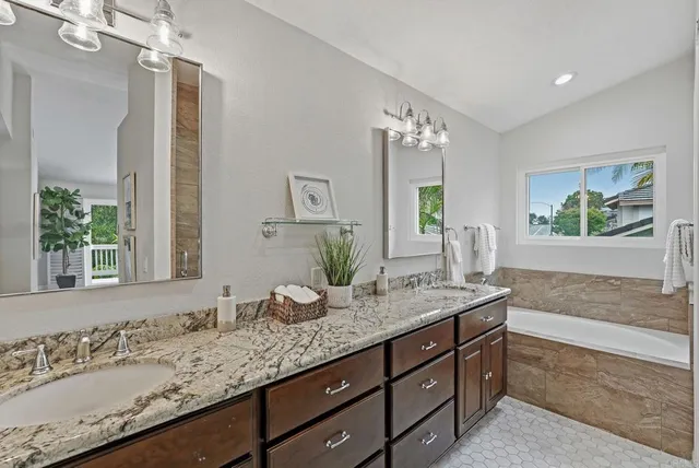 $2,049,999 | 3442 Celinda Drive, Carlsbad, CA 92008