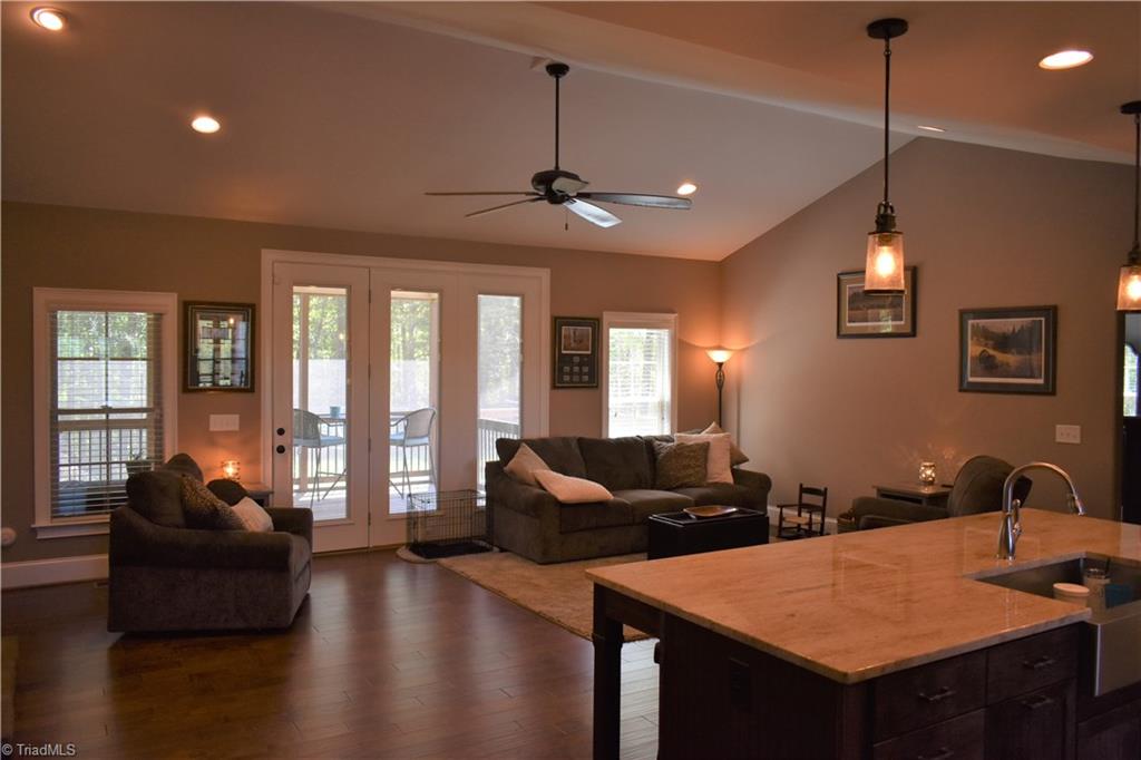 294 Mitchell Road Reidsville, NC 27320 - Photo 4 of 29