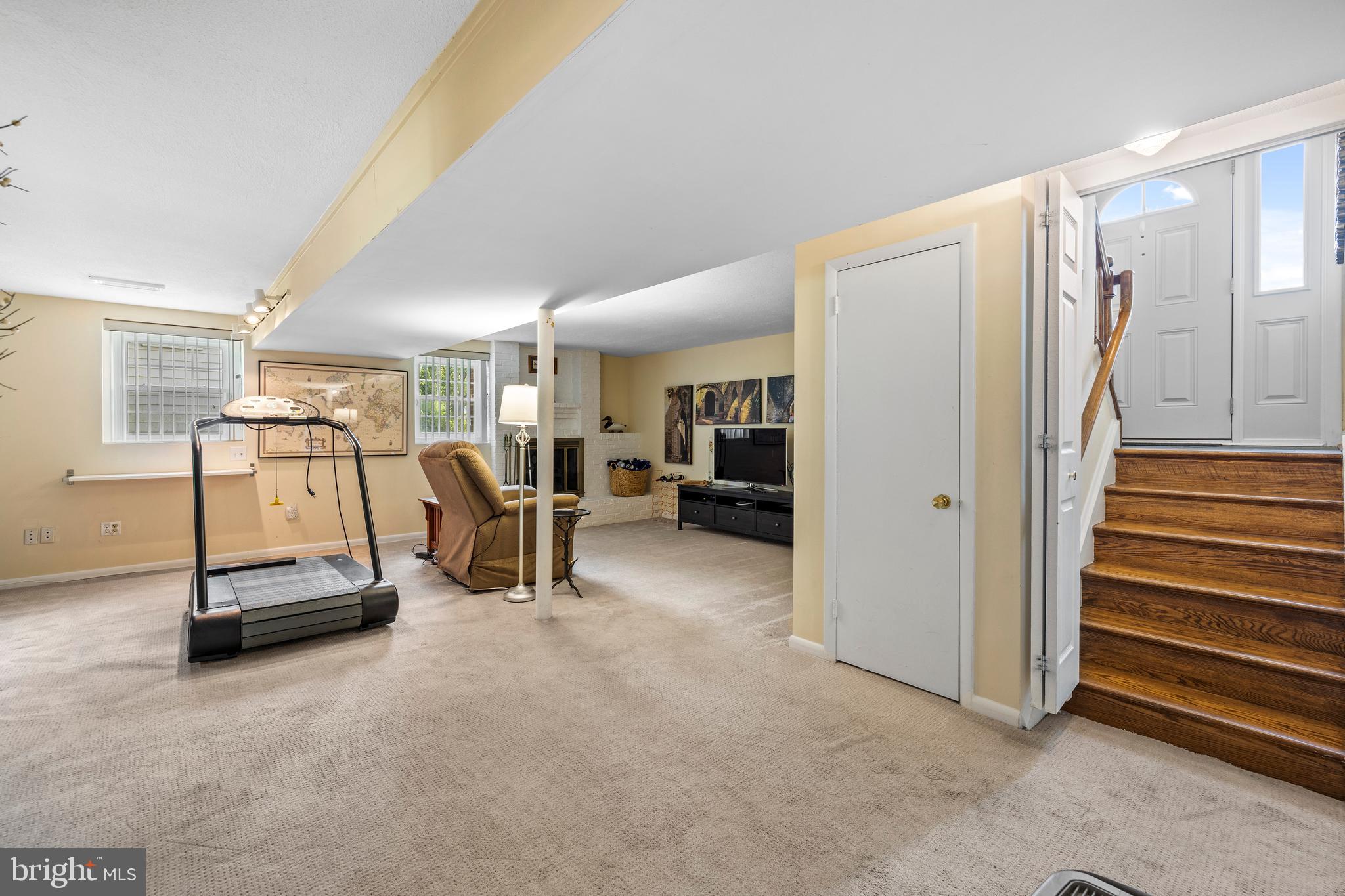 8209 Rider Avenue Towson, MD 21204 - Photo 22 of 31 Family Room