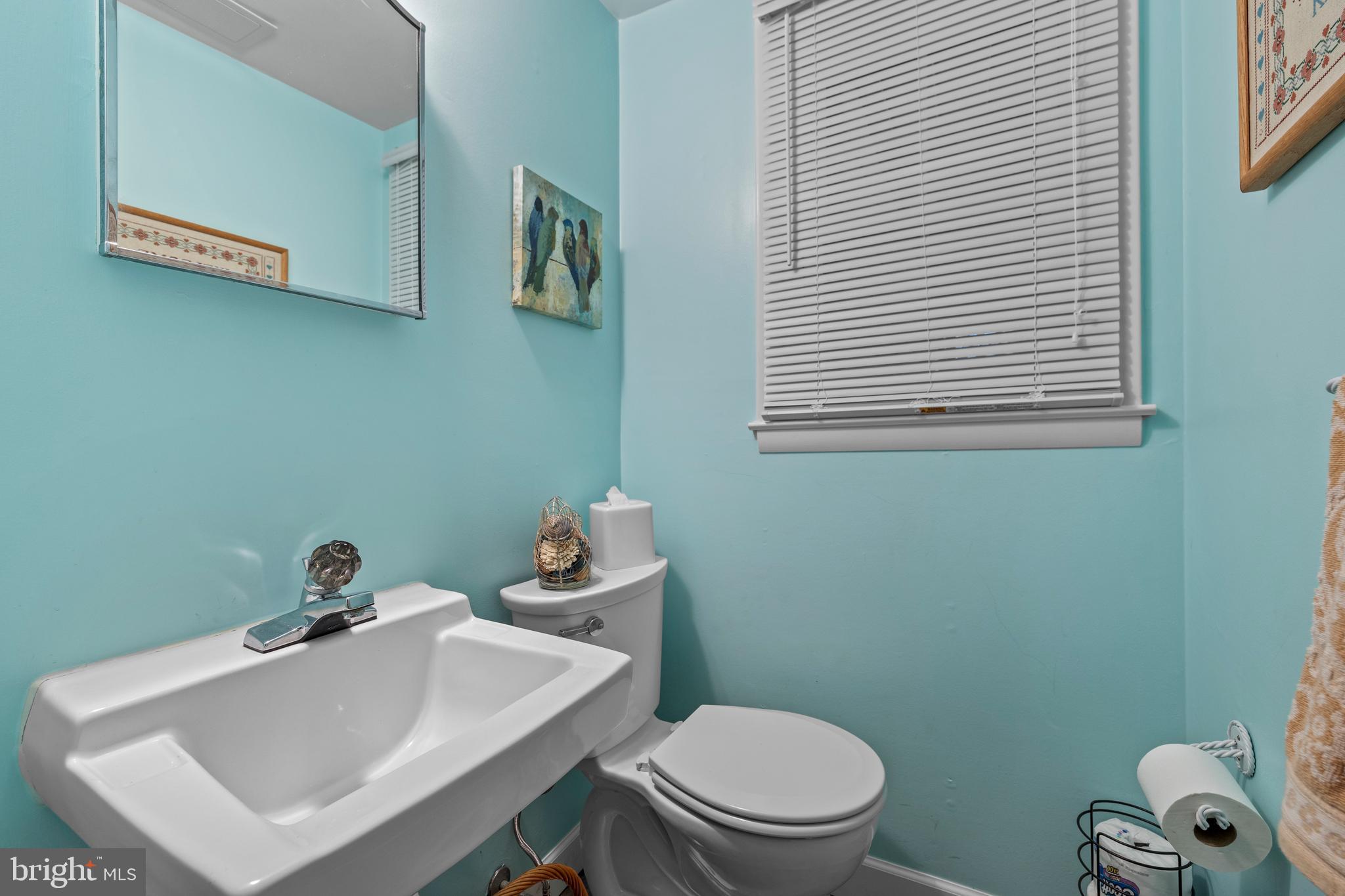 8209 Rider Avenue Towson, MD 21204 - Photo 24 of 31 Powder Room