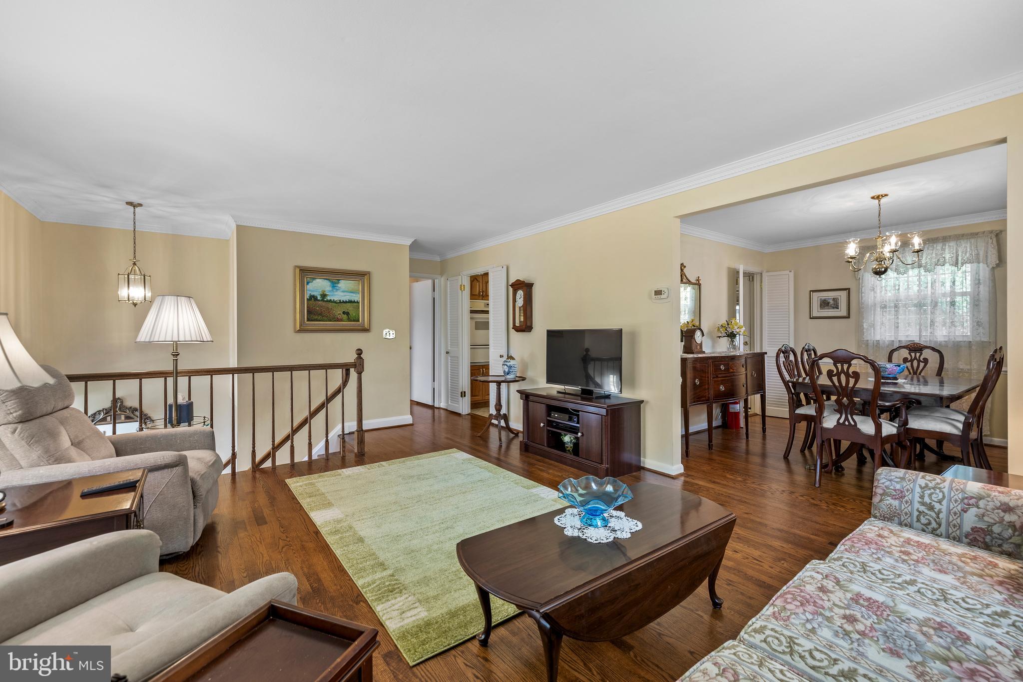 8209 Rider Avenue Towson, MD 21204 - Photo 6 of 31 Living Room