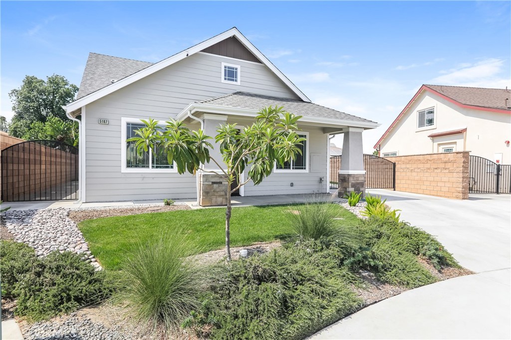 5167 Peony Court Riverside, CA 92506 - Photo 3 of 32