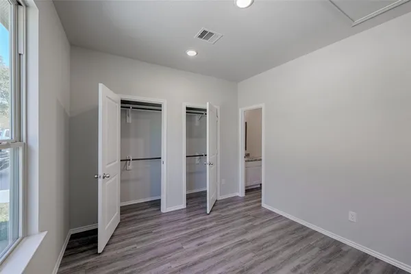 $1,225 | 11632 Vistawood Street, Willis, TX 77318