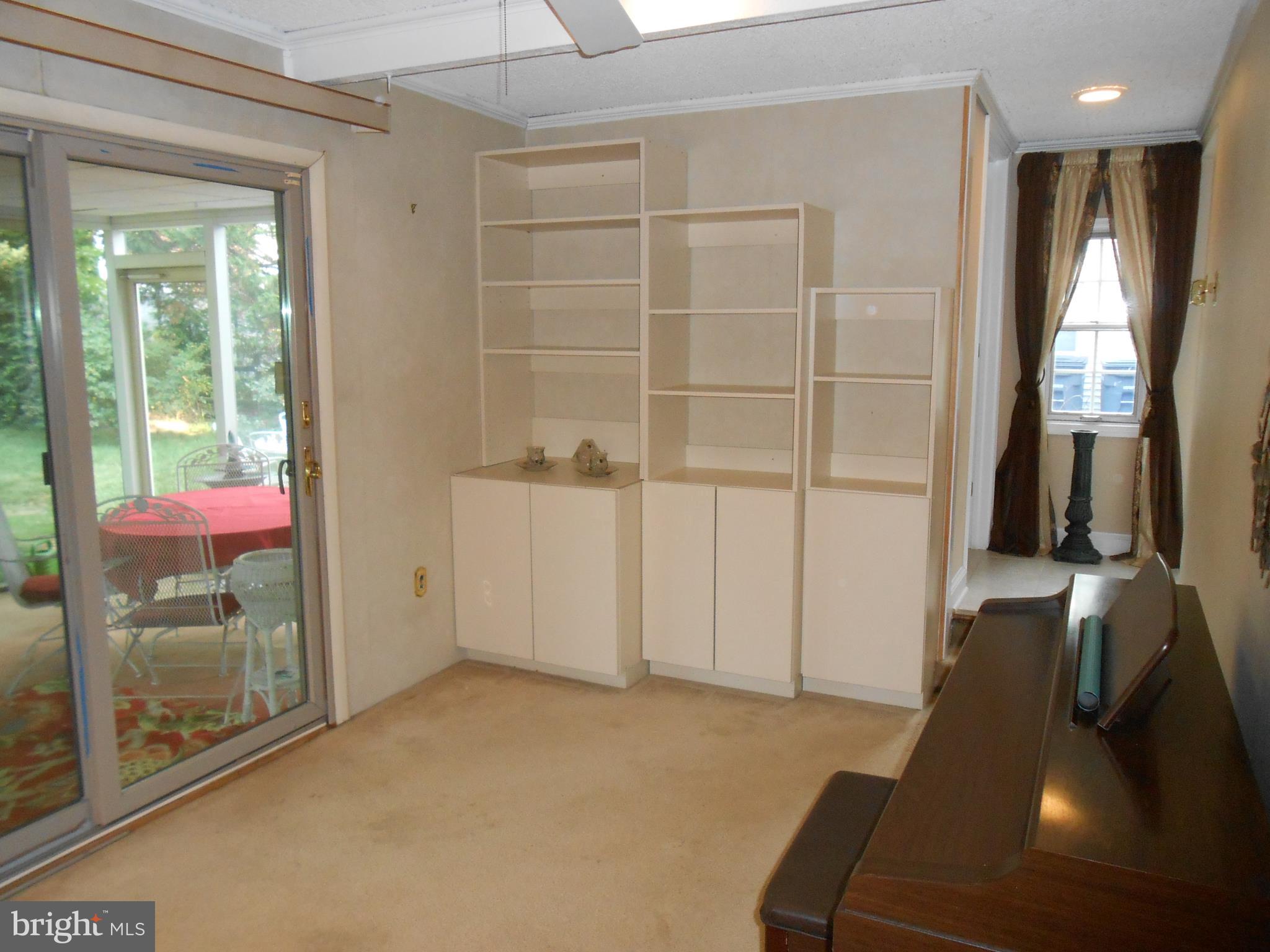 7 York Road Wilmington, DE 19803 - Photo 18 of 34 Family Room w/ Shelving